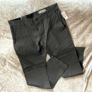 Volcom Brand Chinos Frickin 16 Modern Straight *New With Tags*